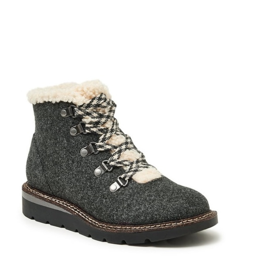 Madden NYC Hiker Lace Up Campaign Bootsโ Size 8